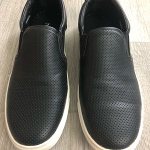 Topman Slip On Leather Sneaker